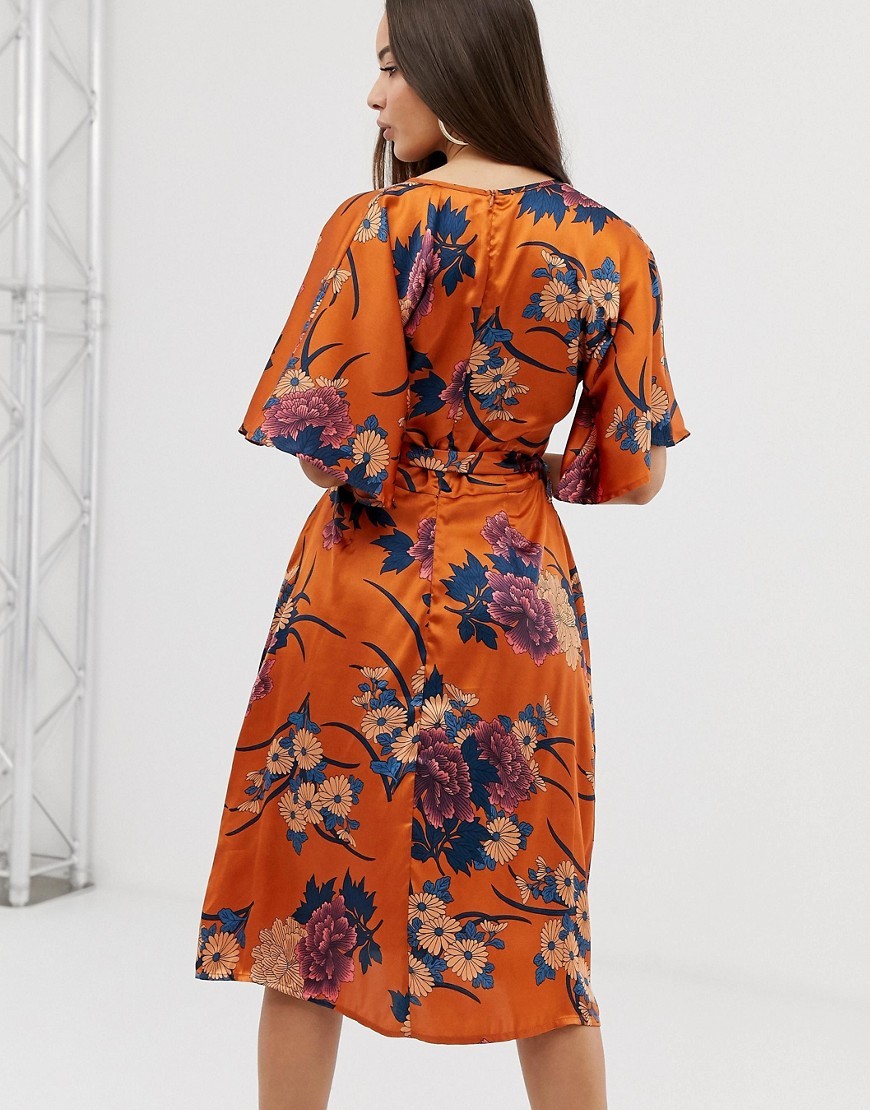 Pomaranczowa-Sukienka-midi-typu-kimono-satynowa-Defekt-L-40-1 Pomaranczowa-Sukienka-midi-typu-kimono-satynowa-Defekt-L-40
