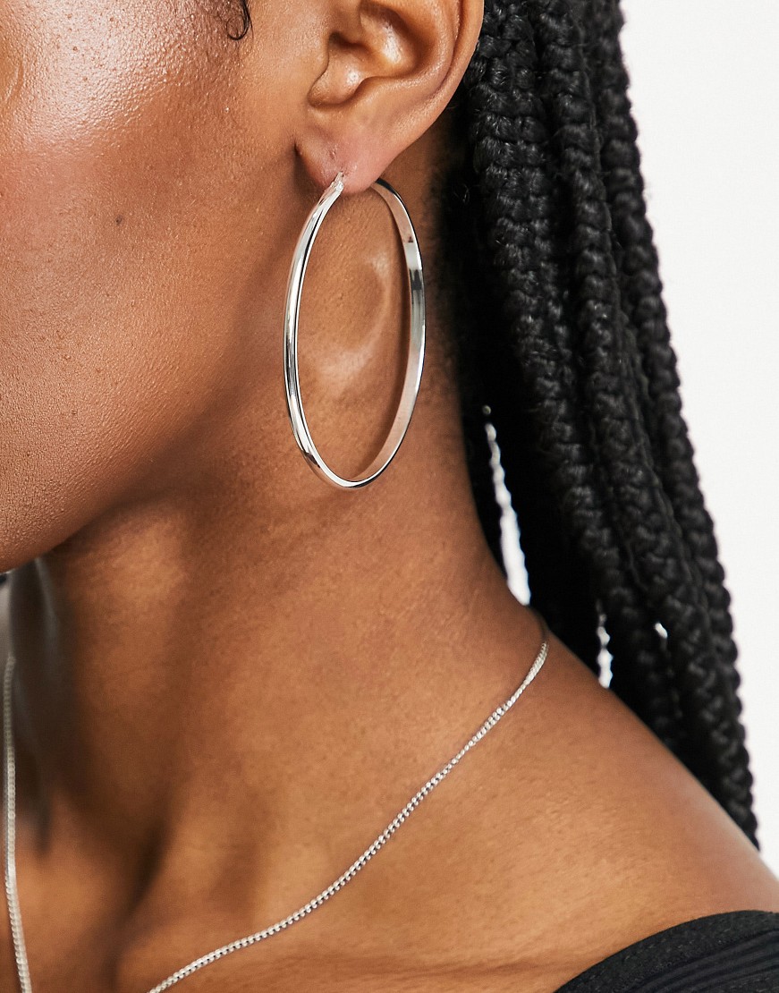 Posrebrzany-cienki-kolczyk-kolo-o-srednicy-60-mm-3 Posrebrzany-cienki-kolczyk-kolo-o-srednicy-60-mm