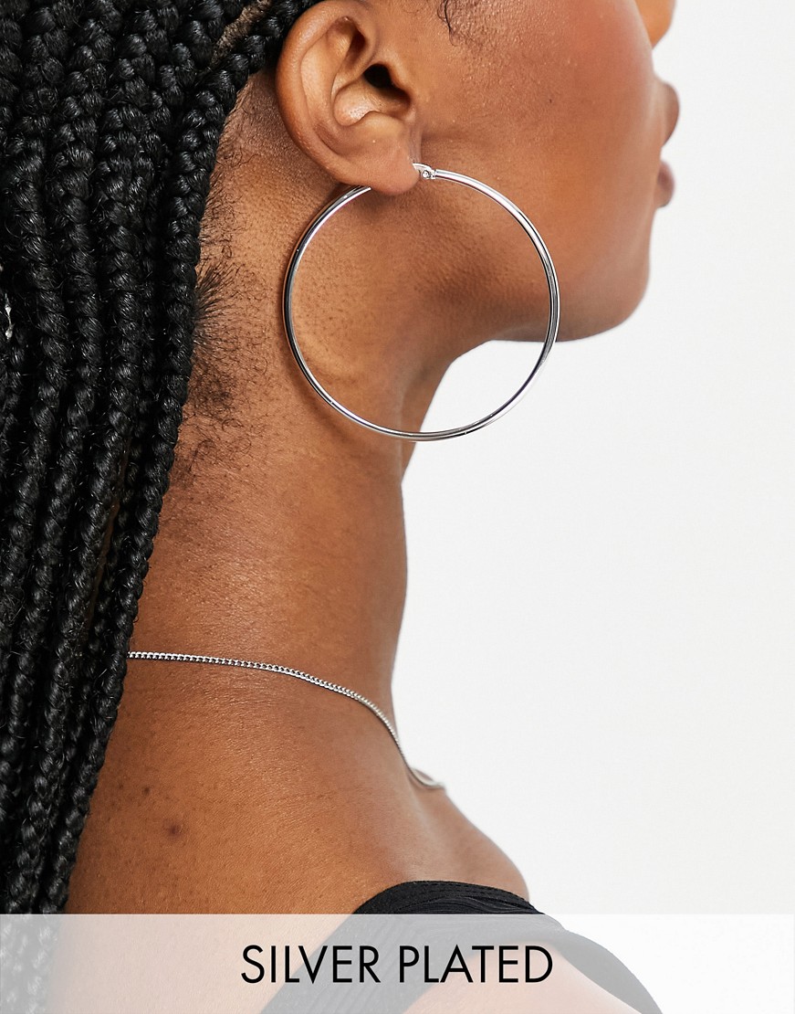 Posrebrzany cienki kolczyk koło o średnicy 60 mm Posrebrzany-cienki-kolczyk-kolo-o-srednicy-60-mm