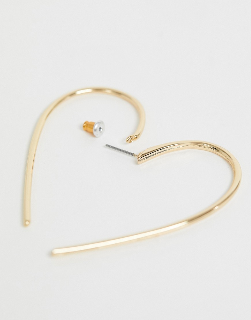 Przednie-i-tylne-kolczyki-we-wzor-otwartego-serca-w-kolorze-zlotym-defekt-3 Przednie-i-tylne-kolczyki-we-wzor-otwartego-serca-w-kolorze-zlotym-defekt