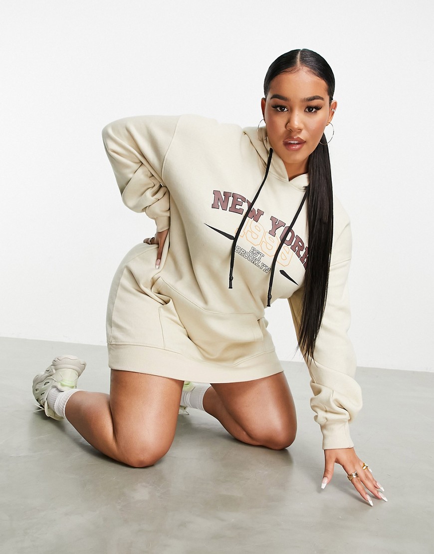 Public-Desire-Curve-bezowa-sukienka-dresowa-oversize-z-nadrukiem-i-kapturem-defekt-46-3 Public-Desire-Curve-bezowa-sukienka-dresowa-oversize-z-nadrukiem-i-kapturem-defekt-46