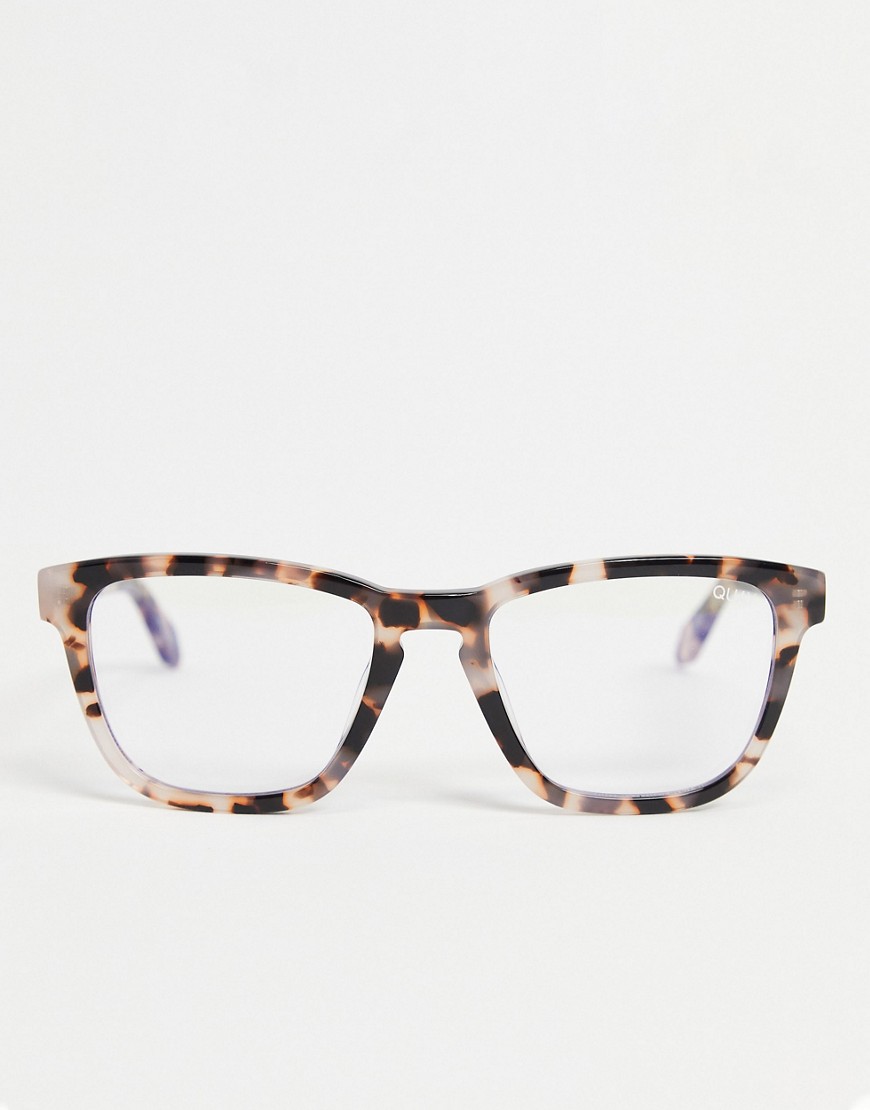 Quay-damskie-okulary-blokujace-niebieskie-swiatlo-w-brazowych-oprawkach-one-size-3 Quay-damskie-okulary-blokujace-niebieskie-swiatlo-w-brazowych-oprawkach-one-size