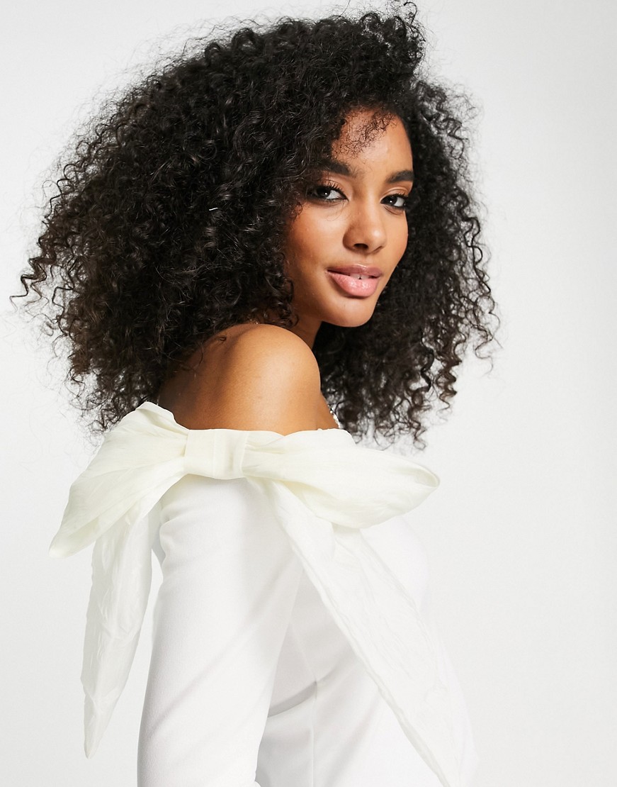 River-Island-biala-bluzka-z-dekoltem-bardot-i-kokardami-z-organzy-38-3 River-Island-biala-bluzka--z-dekoltem-bardot-i-kokardami-z-organzy-38