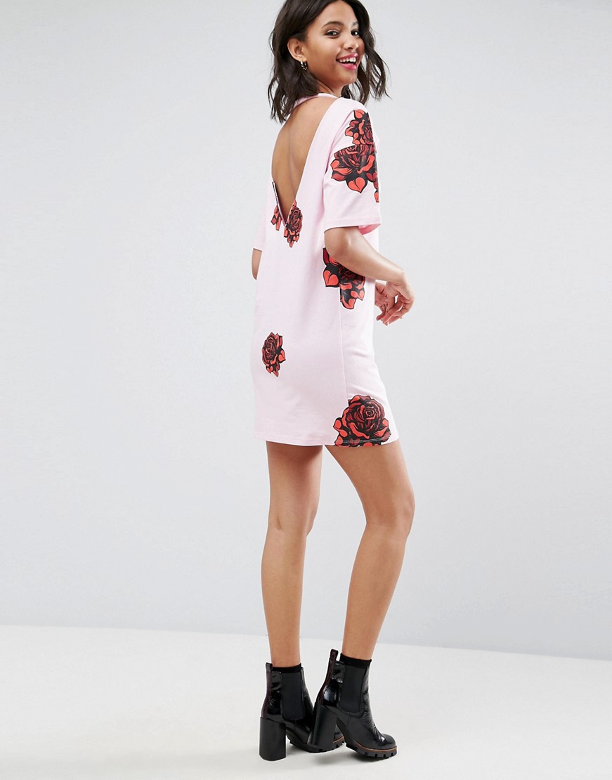 Rozowa-sukienka-casual-w-roze-print-L-40-1 Rozowa-sukienka-casual-w-roze-print-L-40