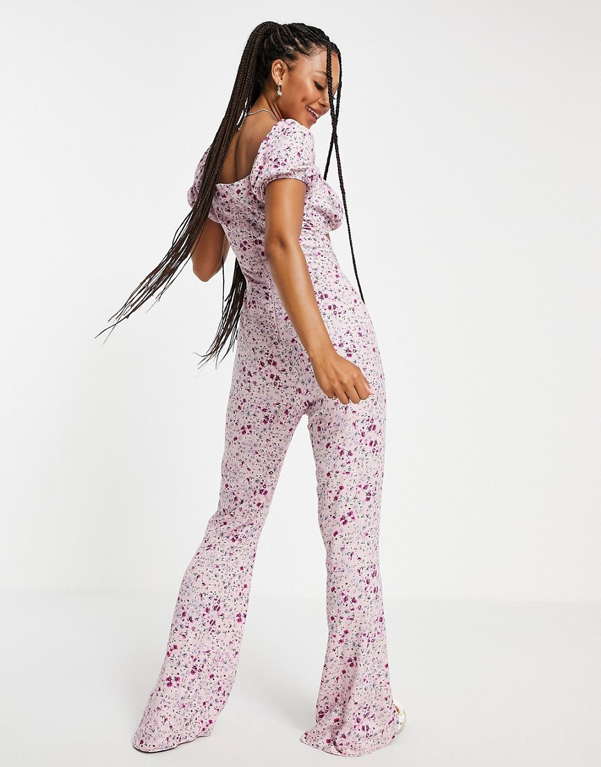 Rozowy-kombinezon-flare-szerokie-nogawki-wyciecie-w-talii-wzor-w-kwiaty-42-1 Rozowy-kombinezon-flare-szerokie-nogawki-wyciecie-w-talii-wzor-w-kwiaty-42