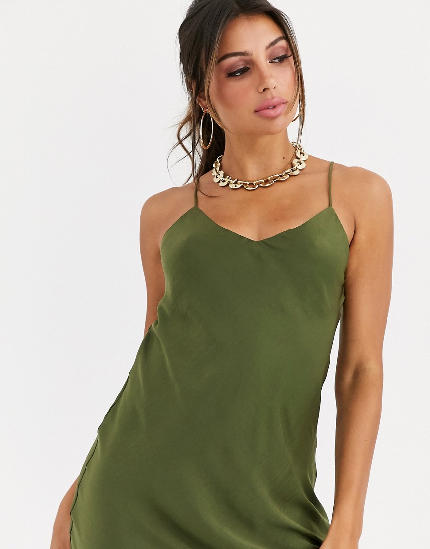 Satynowa-sukienka-maxi-na-ramiaczkach-w-lolorze-khaki-36-2 Satynowa-sukienka-maxi-na-ramiaczkach-w-lolorze-khaki--36