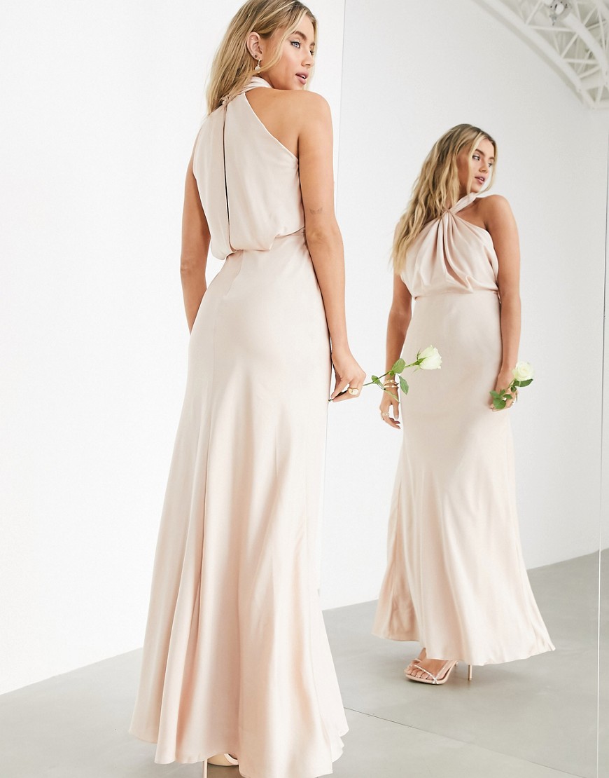 Satynowa-sukienka-maxi-z-marszczonym-dekoltem-halter-rozowa-na-wesele-36-1 Satynowa-sukienka-maxi-z-marszczonym-dekoltem-halter-rozowa-na-wesele-36