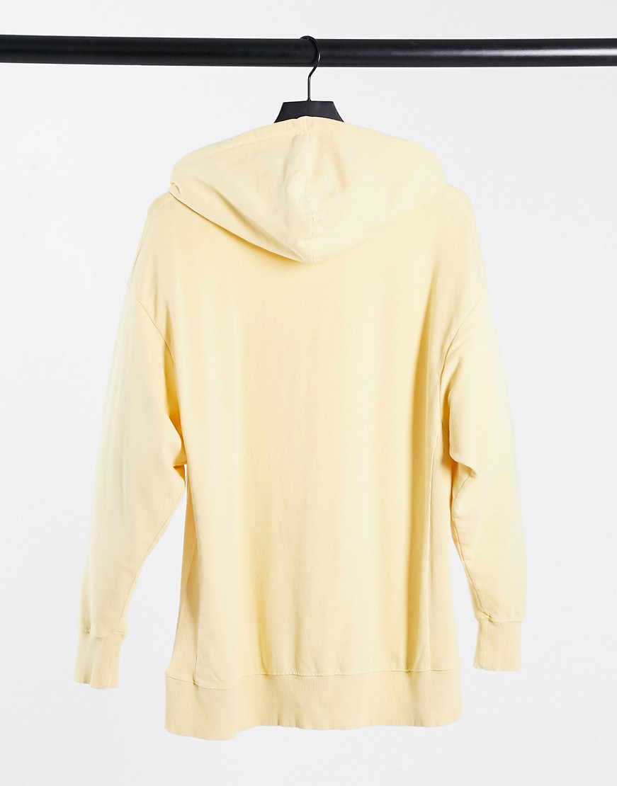 Slomkowa-bluza-oversize-z-kapturem-i-efektem-sprania-40-1 Slomkowa-bluza-oversize-z-kapturem-i-efektem-sprania-40