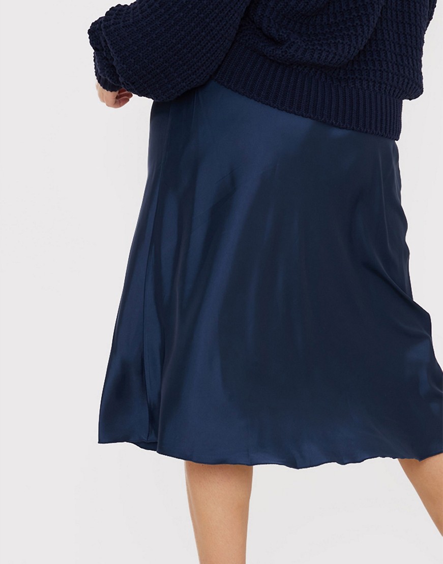 Spodnica-granatowa-midi-satynowa-plus-size-50-2 Spodnica-granatowa-midi-satynowa-plus-size-50