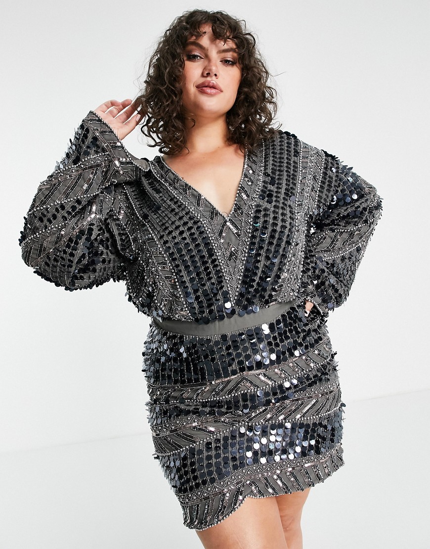 Srebrna-zdobiona-sukienka-mini-plus-size-48-3 Srebrna-zdobiona-sukienka-mini-plus-size-48