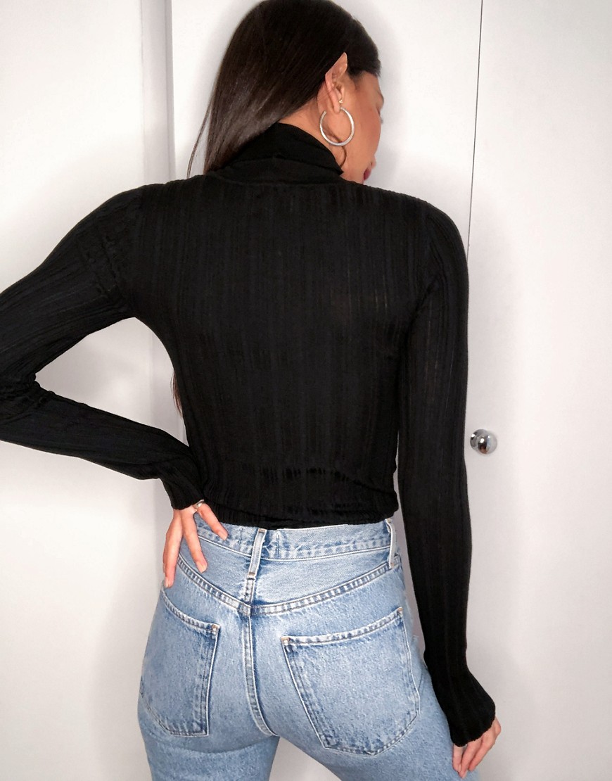 Sweter-damski-z-golfem-czarny-44-1 Sweter-damski-z-golfem-czarny-44