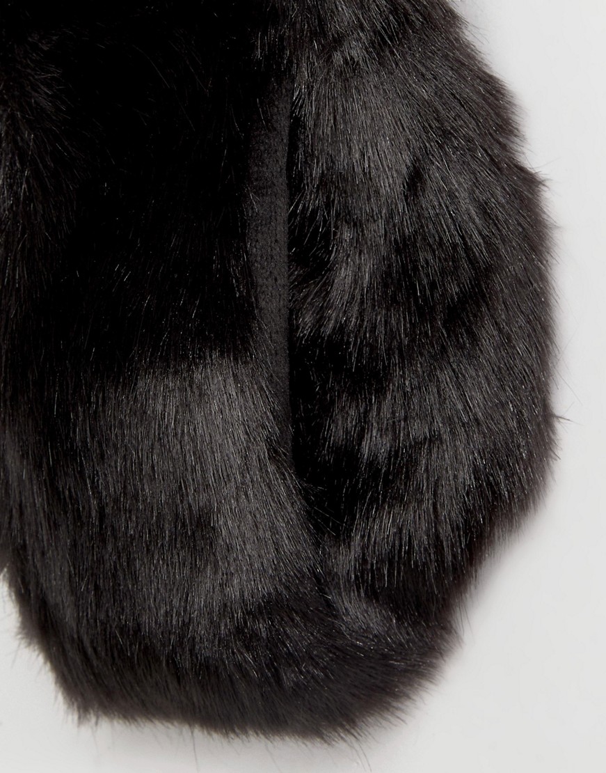 Szalik-czarny-ze-sztucznego-futra-1 Szalik-czarny-ze-sztucznego-futra