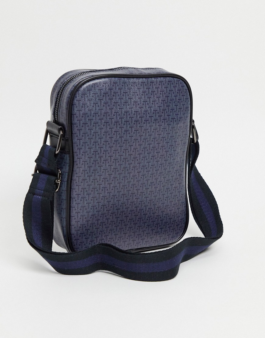 Ted-Baker-granatowa-torebka-podreczna-w-logo-defekt-1 Ted-Baker-granatowa-torebka-podreczna-w-logo-defekt