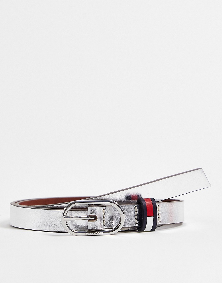 Tommy Jeans pasek w kolorze srebrnym 80cm Tommy-Jeans-pasek-w-kolorze-srebrnym-80cm