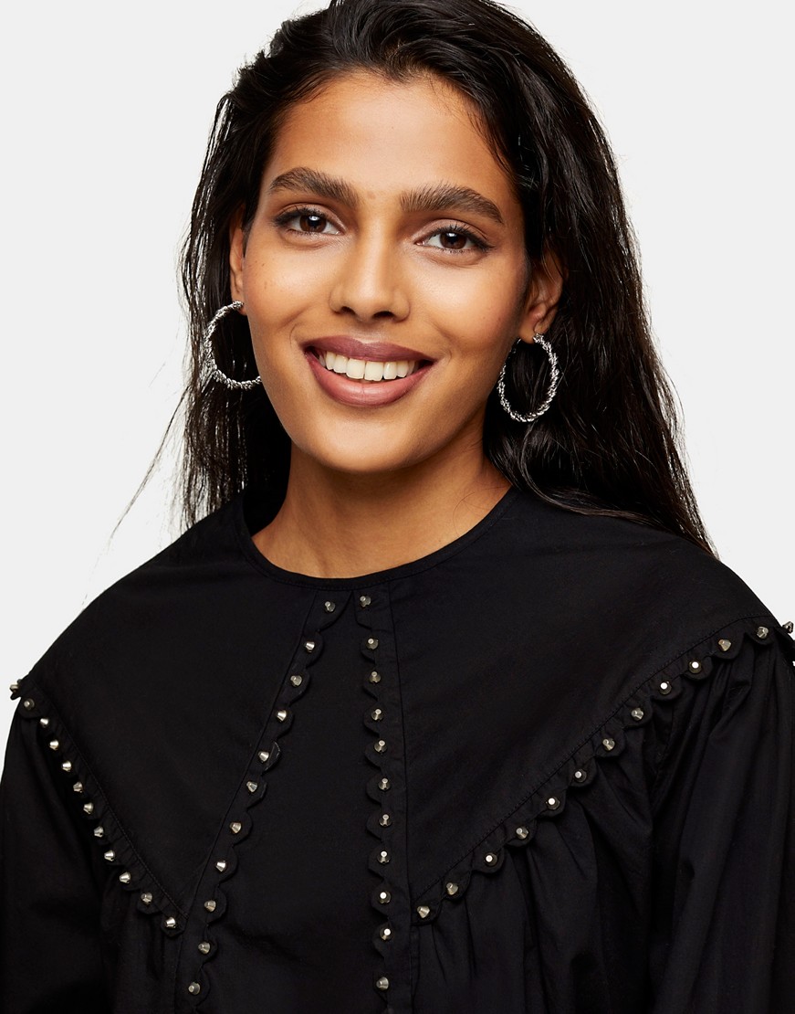 Topshop-czarna-bluzka-z-cwiekami-i-kolnierzykiem-defekt-40-2 Topshop-czarna-bluzka-z-cwiekami-i-kolnierzykiem-defekt-40