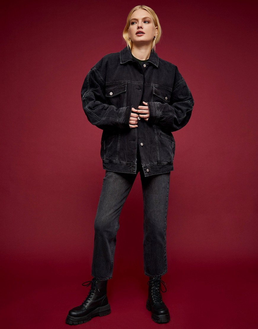 Topshop-czarna-kurtka-jeansowa-damska-oversize-z-podszewka-z-kozuszka-38-3 Topshop-czarna-kurtka-jeansowa-damska-oversize-z-podszewka-z-kozuszka-38