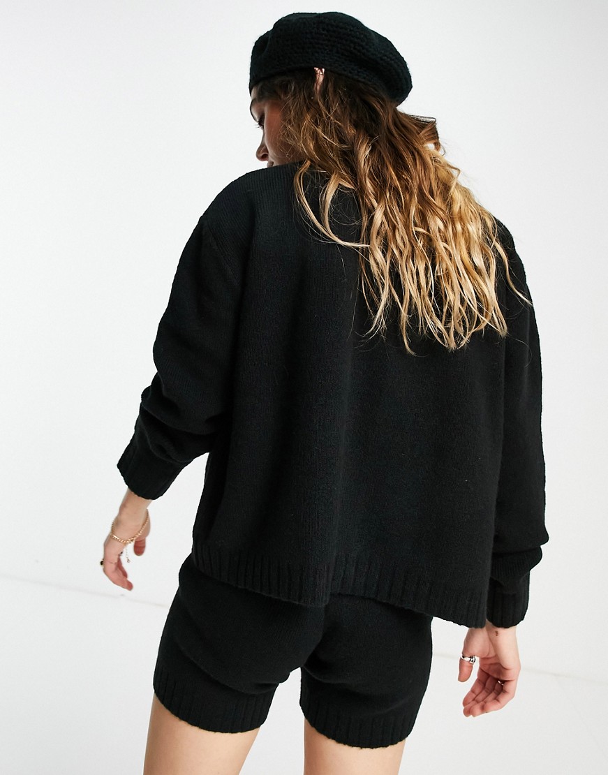Topshop-czarny-dzianinowy-kardigan-z-dekoltem-V-XL-1 Topshop-czarny-dzianinowy-kardigan-z-dekoltem-V-XL
