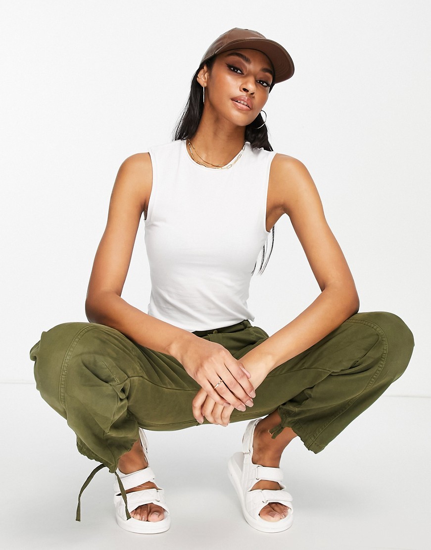 Topshop damski biały gładki top M Topshop-damski-bialy-gladki-top-M
