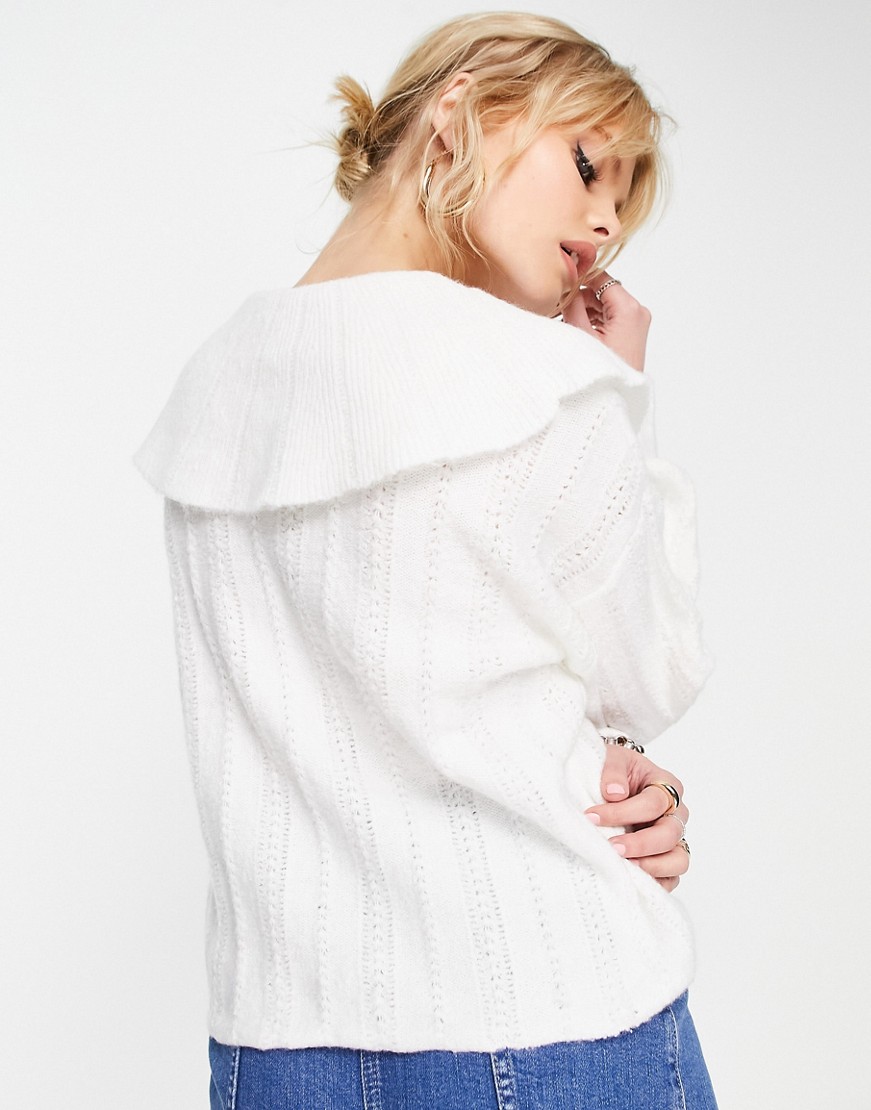 Topshop-dzianinowy-sweter-z-przeszyciami-i-kolnierzykiem-w-kolorze-kosci-sloniowej-defekt-XS-1 Topshop-dzianinowy-sweter-z-przeszyciami-i-kolnierzykiem-w-kolorze-kosci-sloniowej-defekt-XS