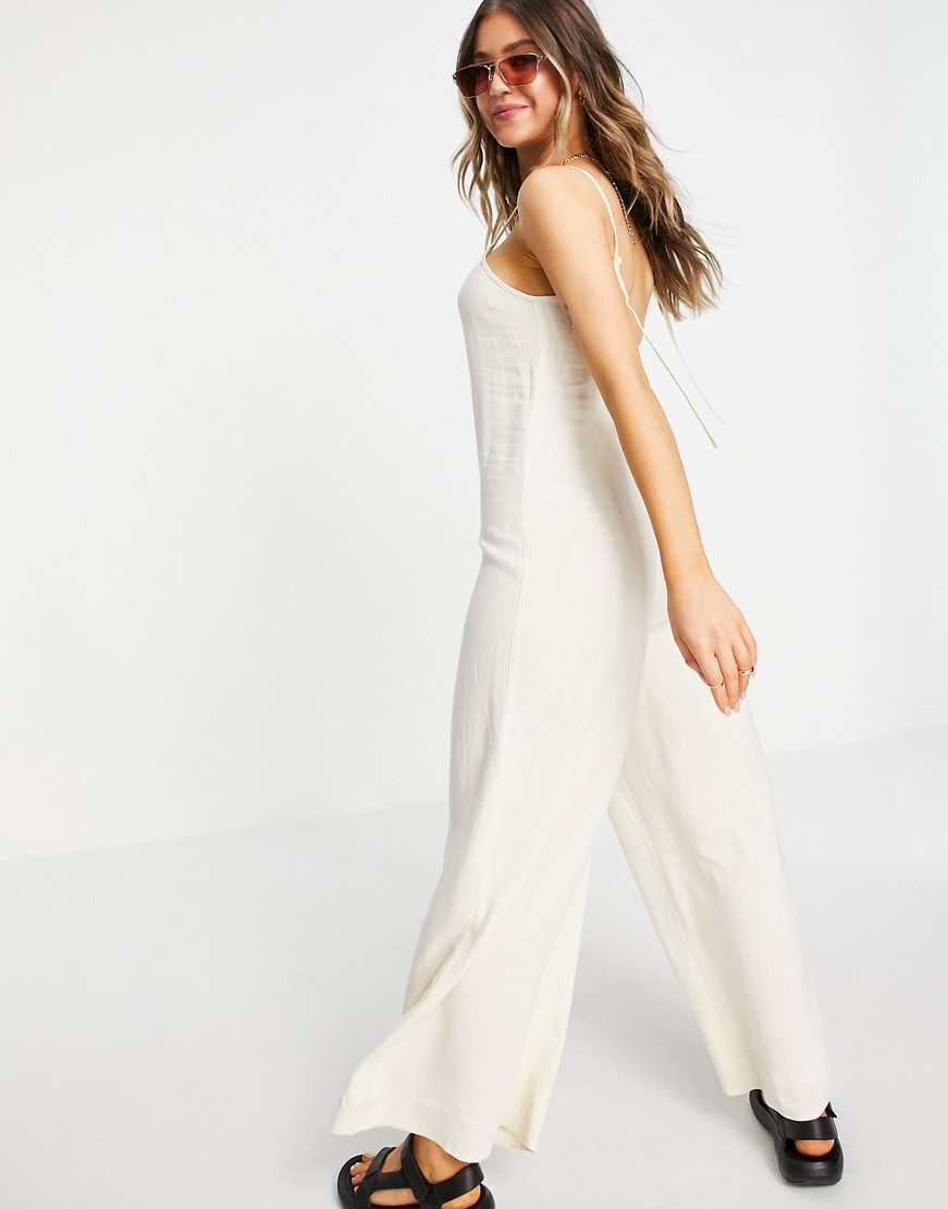 Topshop-lekki-kombinezon-na-ramiaczkach-w-kolorze-zlamanej-bieli-38-1 Topshop-lekki-kombinezon-na-ramiaczkach-w-kolorze-zlamanej-bieli-38