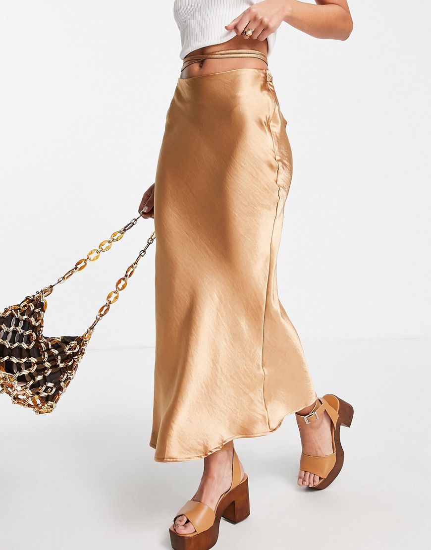 Topshop-satynowa-spodnica-midi-zlota-z-wiazaniem-w-talii-defekt-38-2 Topshop-satynowa-spodnica-midi-zlota-z-wiazaniem-w-talii-defekt-38
