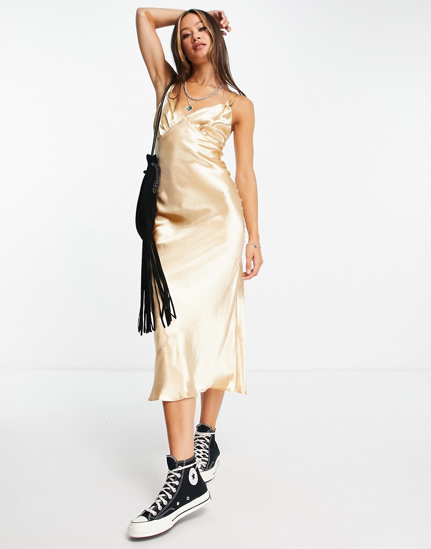 Topshop-zlota-satynowa-trapezowa-sukienka-midi-defekt-M-4 Topshop-zlota-satynowa-trapezowa-sukienka-midi-defekt-M