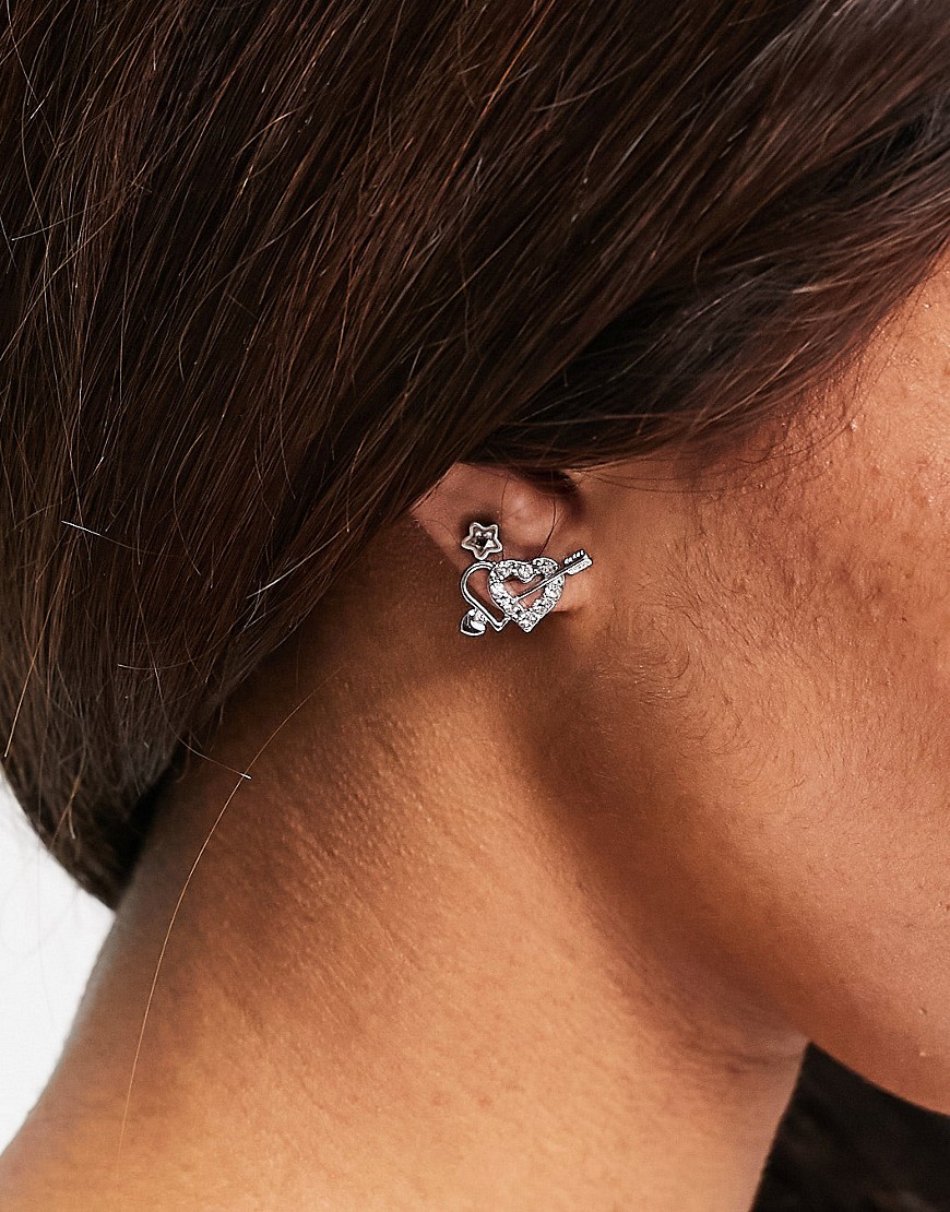 True-Decadence-kolczyk-z-sercem-przebitym-strzala-srebrny-3 True-Decadence-kolczyk-z-sercem-przebitym-strzala-srebrny