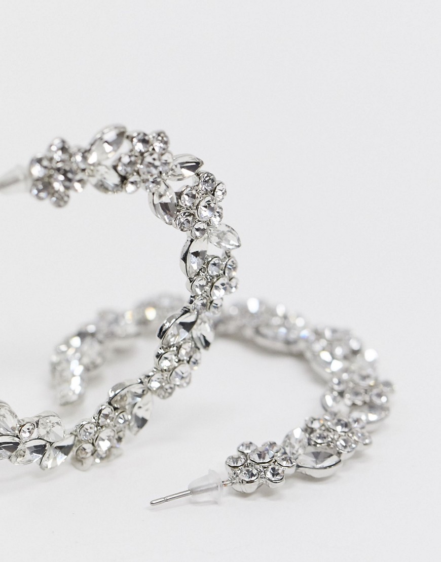 True-Decadence-kolczyki-kola-w-srebrnym-kolorze-zdobione-krysztalkami-3 True-Decadence-kolczyki-kola-w-srebrnym-kolorze-zdobione-krysztalkami