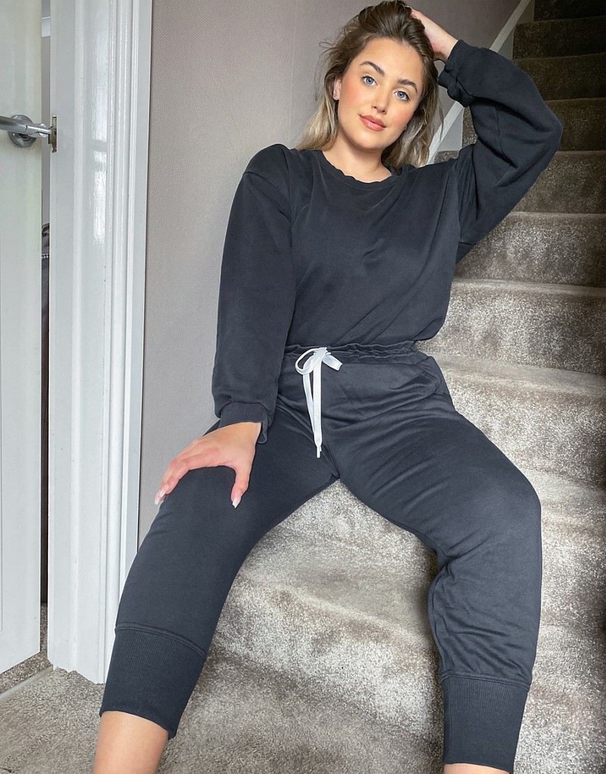 Under-Armour-czarne-joggersy-damskie-plus-size-defekt-XL-3 Under-Armour-czarne-joggersy-damskie-plus-size-defekt-XL