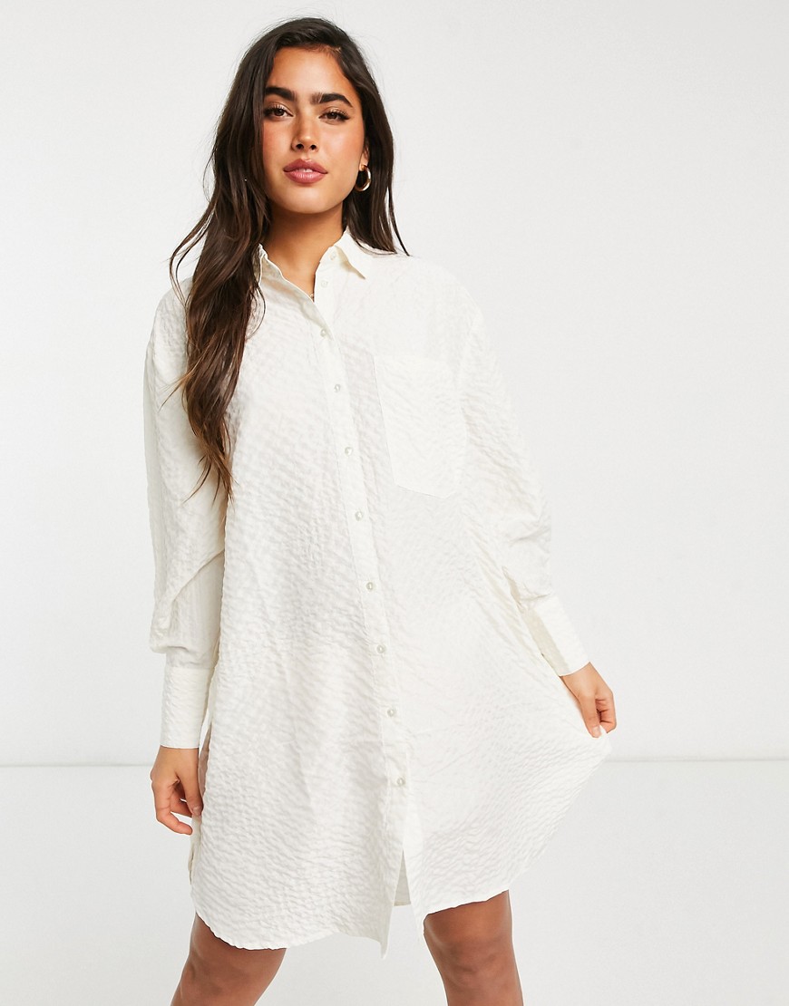 Vila-sukienka-koszulowa-oversize-ivory-defekt-40-42-1 Vila-sukienka-koszulowa-oversize-ivory-defekt-40-42