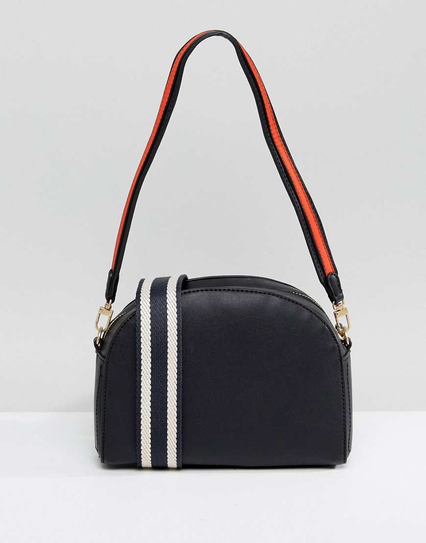 Warehouse-czarna-mala-torebka-na-ramie-6 Warehouse-czarna-mala-torebka-na-ramie