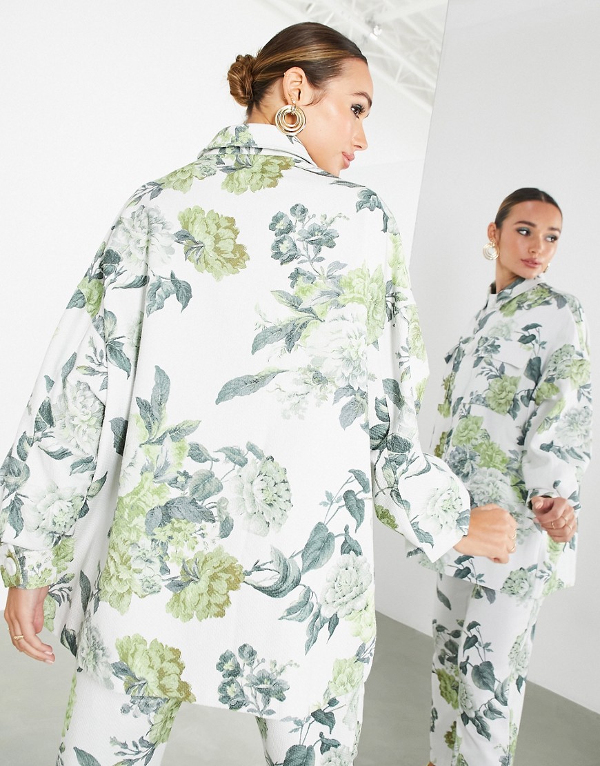 Wiosenna-kurtka-koszulowa-oversize-w-kwiaty-36-1 Wiosenna-kurtka-koszulowa-oversize-w-kwiaty-36