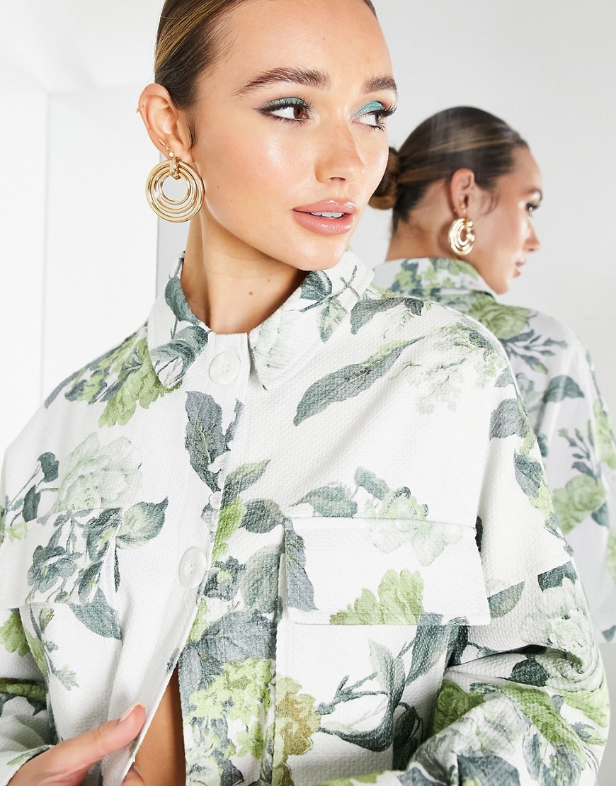 Wiosenna-kurtka-koszulowa-oversize-w-kwiaty-36-2 Wiosenna-kurtka-koszulowa-oversize-w-kwiaty-36