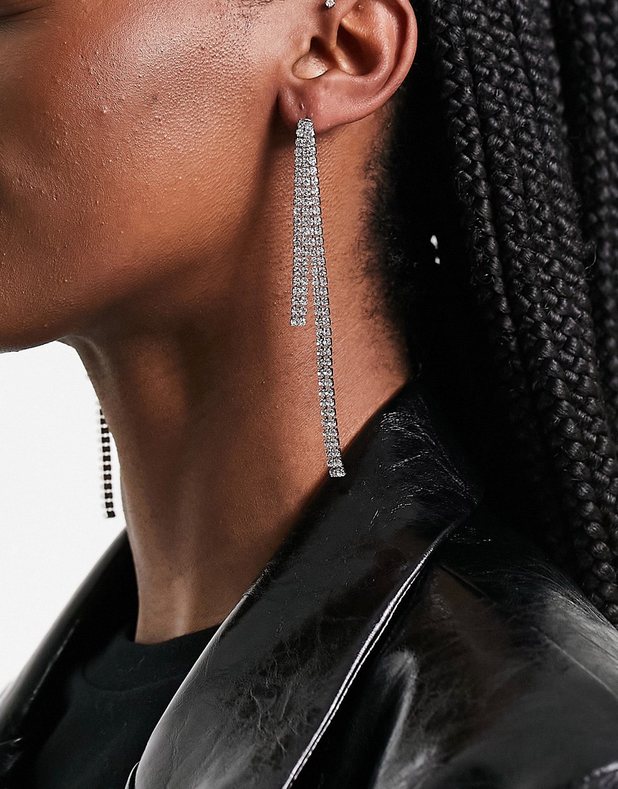 Wiszace-kolczyki-w-srebrnym-kolorze-z-krysztalkami-1 Wiszace-kolczyki-w-srebrnym-kolorze-z-krysztalkami