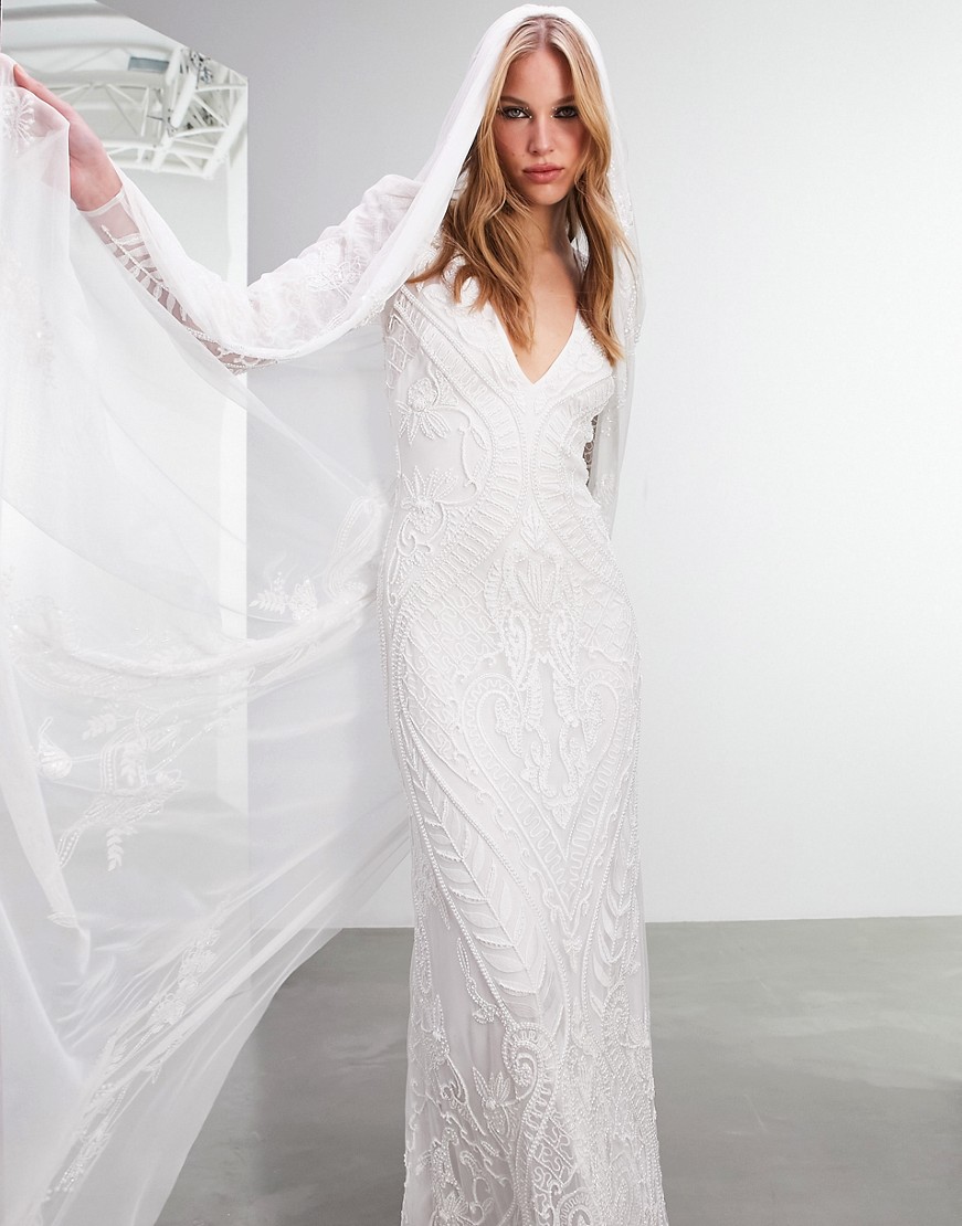 Zdobiony welon w kolorze kości słoniowej DEFEKT Zdobiony-welon-w-kolorze-kosci-sloniowej