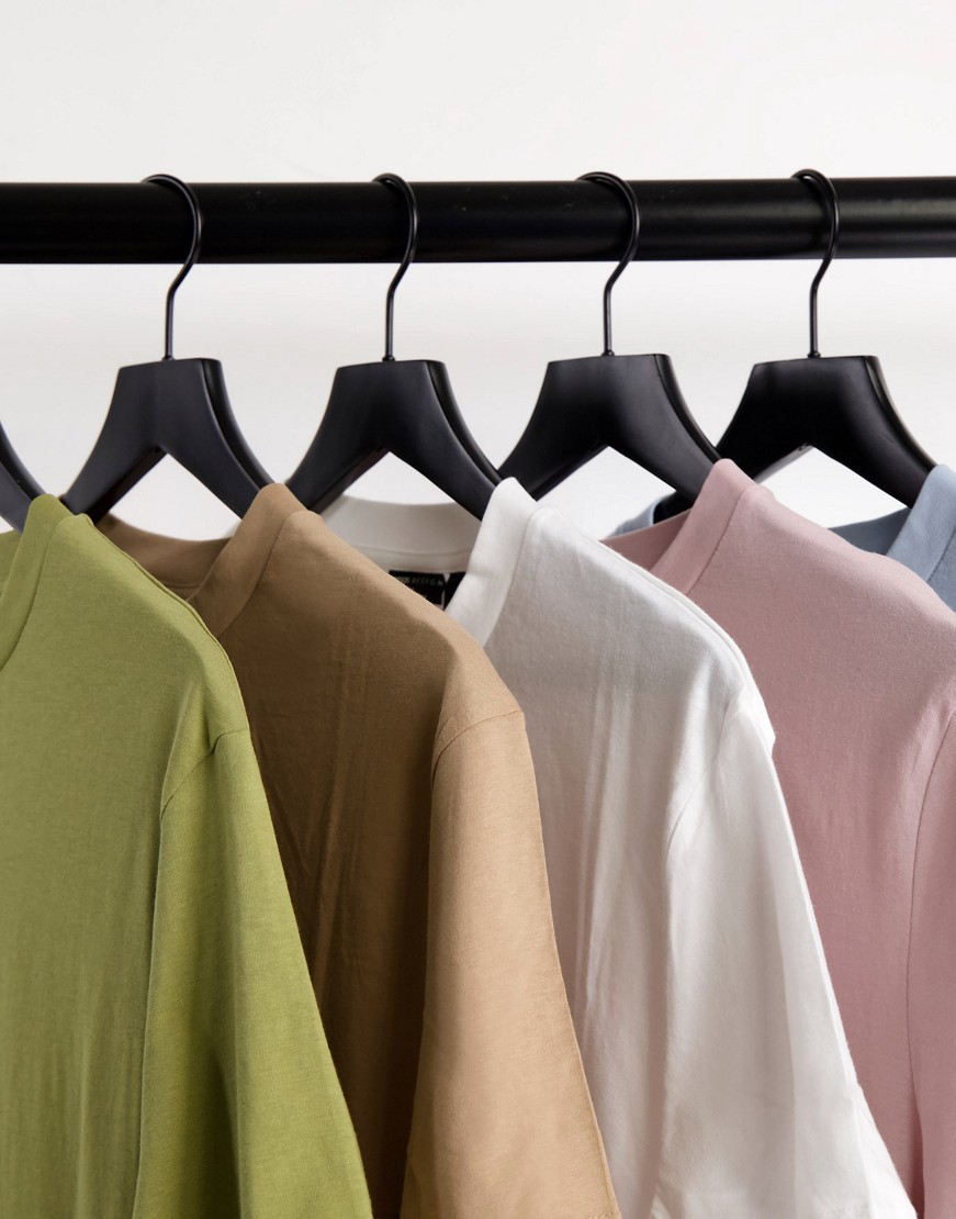 Zestaw-4-T-shirtow-z-bawelny-organicznej-z-okraglym-dekoltem-defekt-L-2 Zestaw-4-T-shirtow-z-bawelny-organicznej-z-okraglym-dekoltem-defekt-L