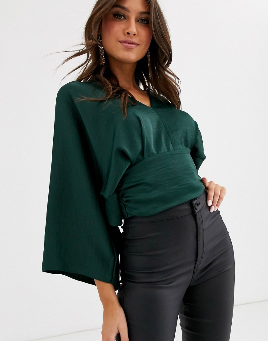 Zielona bluzka kimono z szerokimi rękawami L 40 Zielona-bluzka-kimono-z-szerokimi-rekawami-L-40