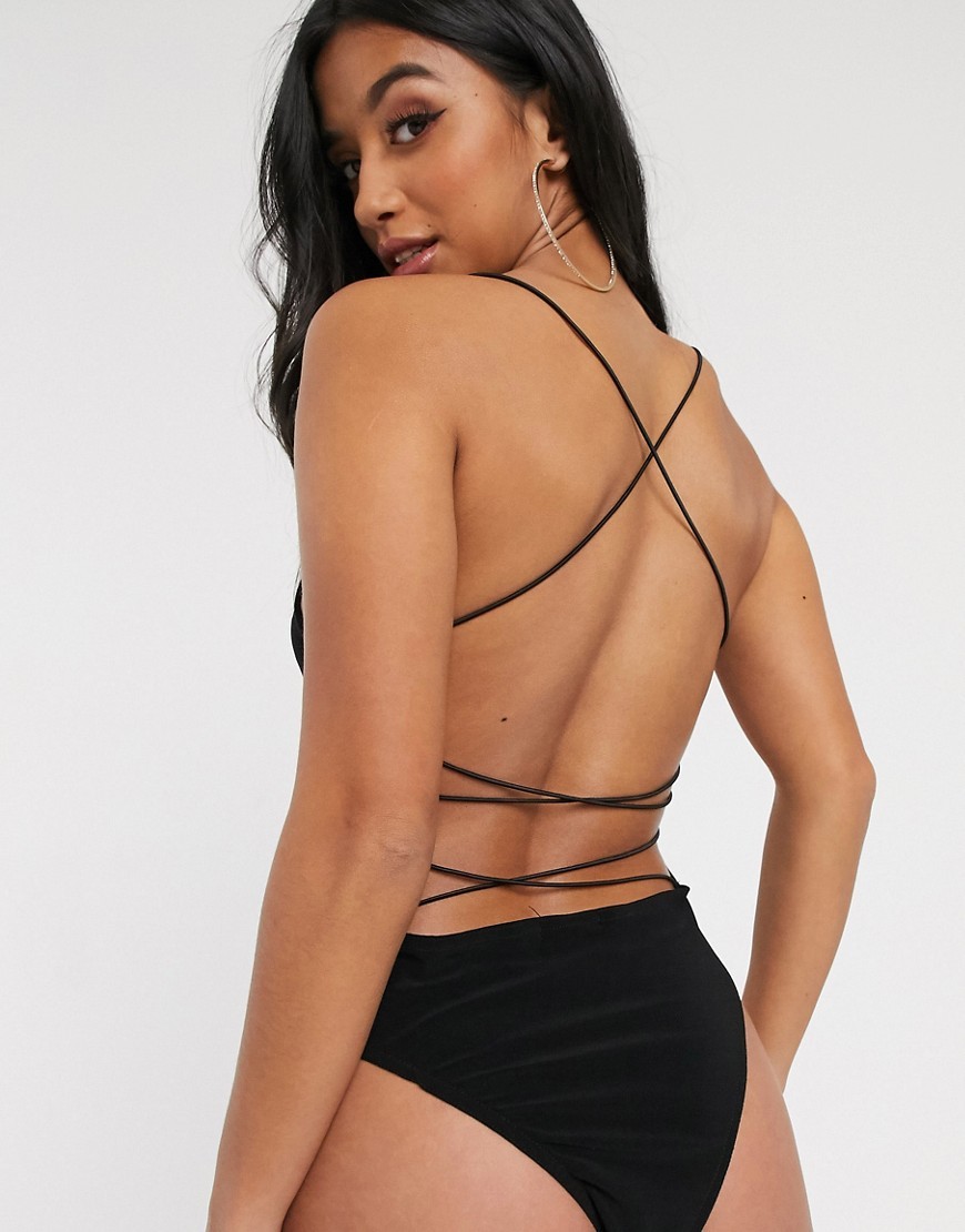 boohoo-Czarne-Body-odkryte-plecy-z-sznurkami-L-40-1 boohoo-Czarne-Body-odkryte-plecy-z-sznurkami-L-40