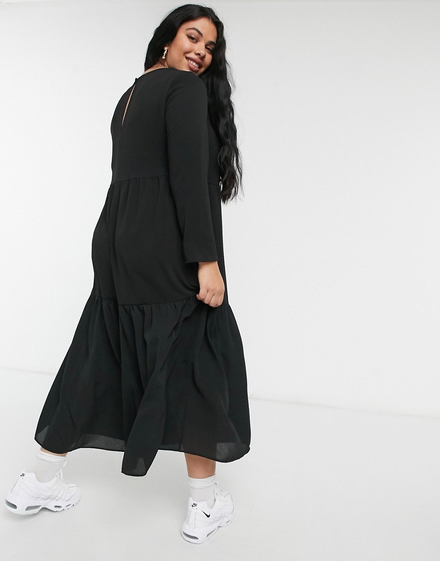 czarna-sukienka-trapezowa-midi-plus-size-defekt-48-1 czarna-sukienka-trapezowa-midi-plus-size-defekt-48