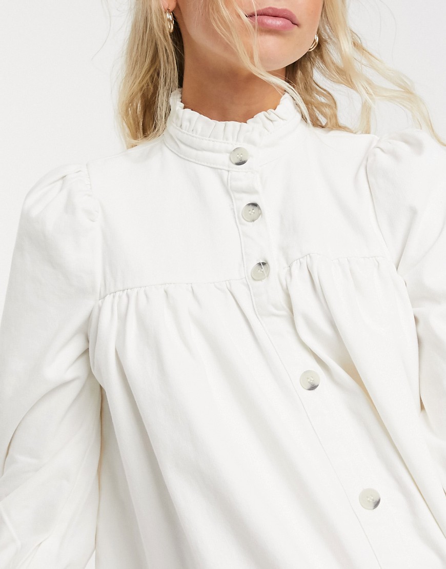 damska-biala-rozkloszowana-kurtka-plus-size-48-2 damska-biala-rozkloszowana-kurtka-plus-size-48