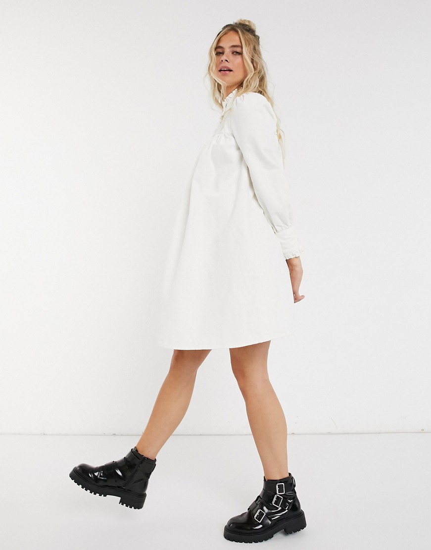 damska-biala-rozkloszowana-kurtka-plus-size-48-3 damska-biala-rozkloszowana-kurtka-plus-size-48