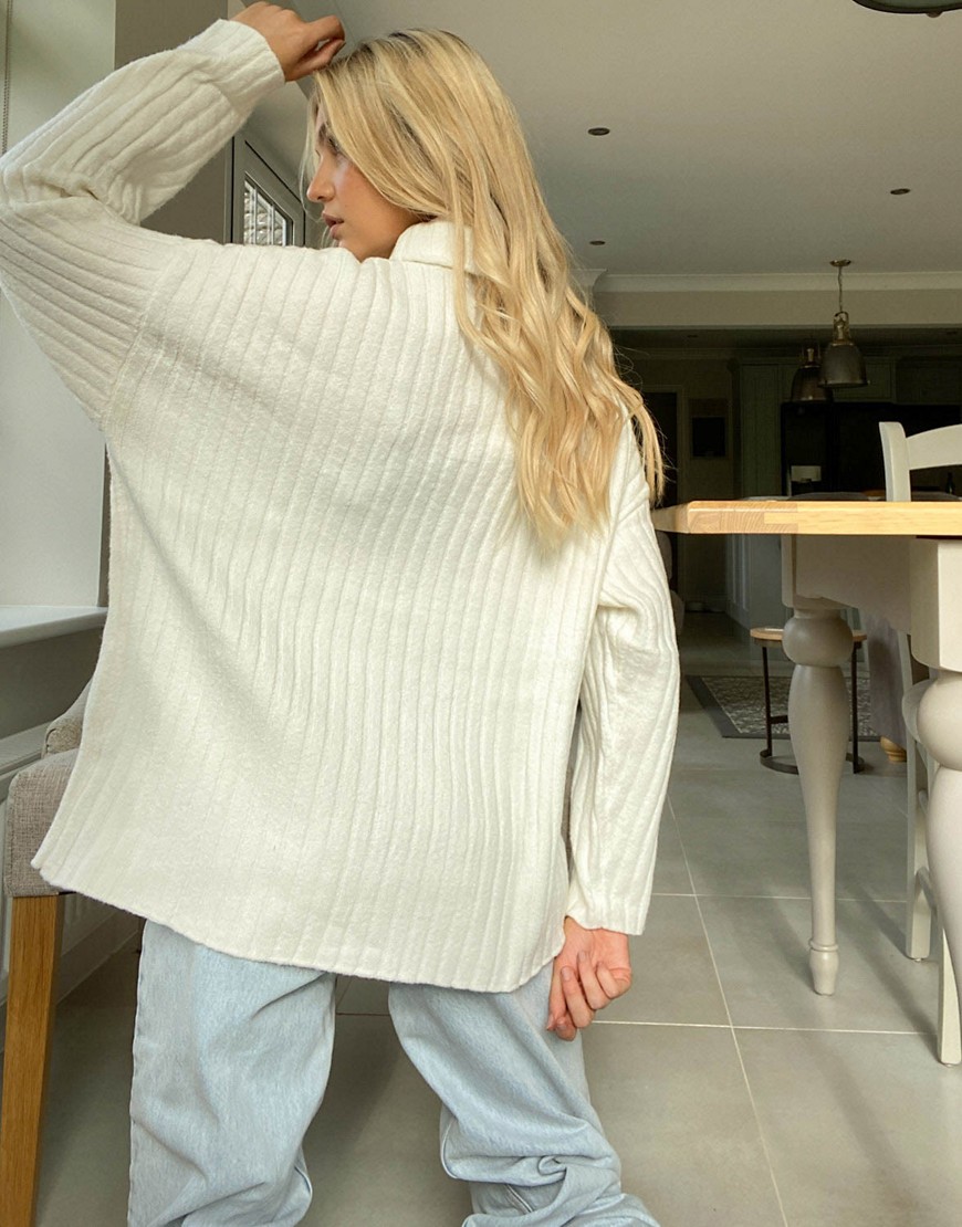 damski-kremowy-sweter-oversize-34-1 damski-kremowy-sweter-oversize-34