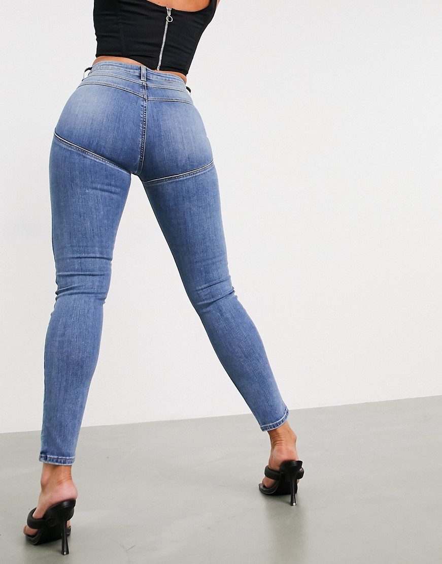 damskie-niebieskie-spodnie-jeansowe-skinny-defekt-W32-L32-2 damskie-niebieskie-spodnie-jeansowe-skinny-defekt-W32-L32