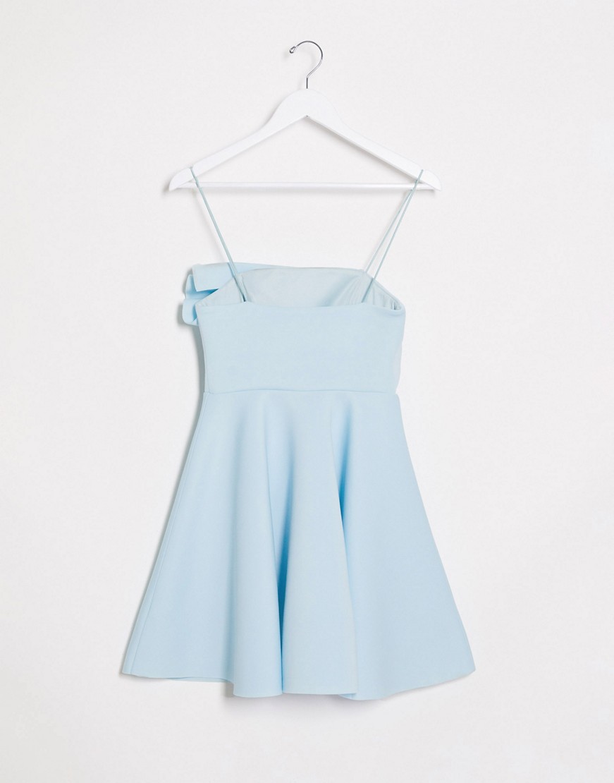 niebieska-rozkloszowana-sukienka-mini-plus-size-46-1 niebieska-rozkloszowana-sukienka-mini-plus-size-46