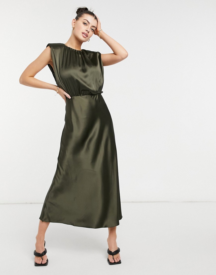atłasowa sukienka maxi khaki plus size defekt 46 satynowa-sukienka-maxi-khaki-plus-size-defekt-46